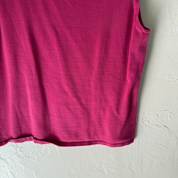 Y2K Magenta Silk Knit Tank Top – Pursuits Ltd. Sleeveless Minimalist‎ Vintage - Picture 3 of 7